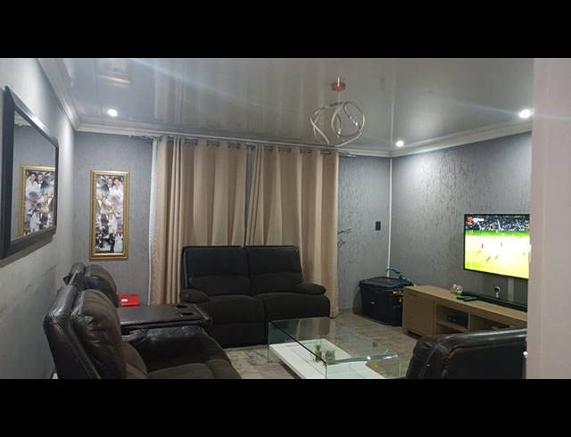 2 BEDROOM APARTMENT FOR SALE IN DELAREY